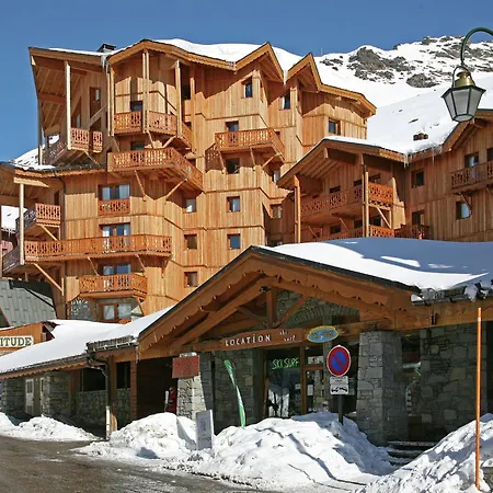 In Near Slopes Apartment *